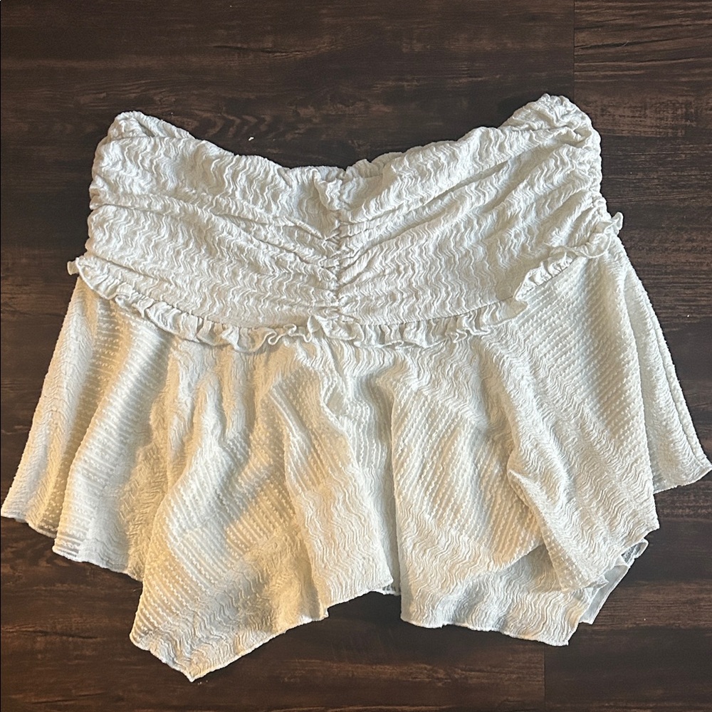 Urban Outfitters White Mini Skirt - Picture 1 of 1
